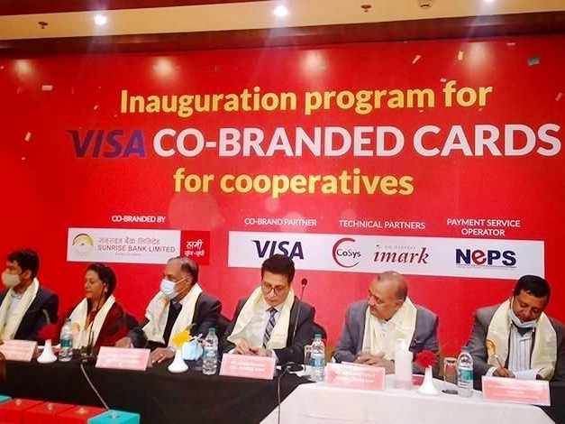 सहकारीका ग्राहकलाई सनराइज बैंकको डेबिट कार्ड, भारत र भुटानमा समेत प्रयोग गर्न सकिने